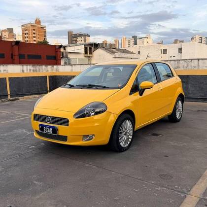 FIAT PUNTO 1.8 SPORTING 16V FLEX 4P AUTOMATIZADO FIAT PUNTO 1.8 SPORTING 16V FLEX 4P AUTOMATIZADO